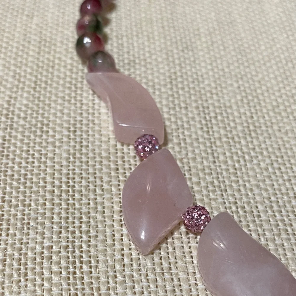 Elegant Artisan Natural Rose Quartz & Pomegranate Jade gemstone 17” Necklace